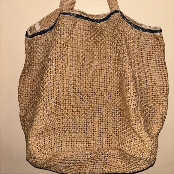 BEE & WILLOW RYA Large Stylish Hand-loomed Jute Shopper Beach Tote Bag - Picture 2 of 7